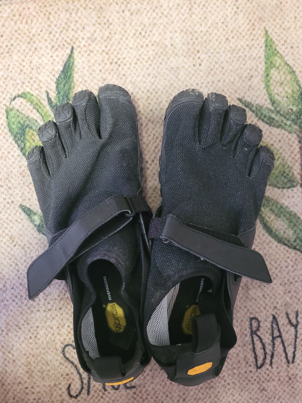 נעלי Vibram FiveFingers מידה 41 יד שנייה