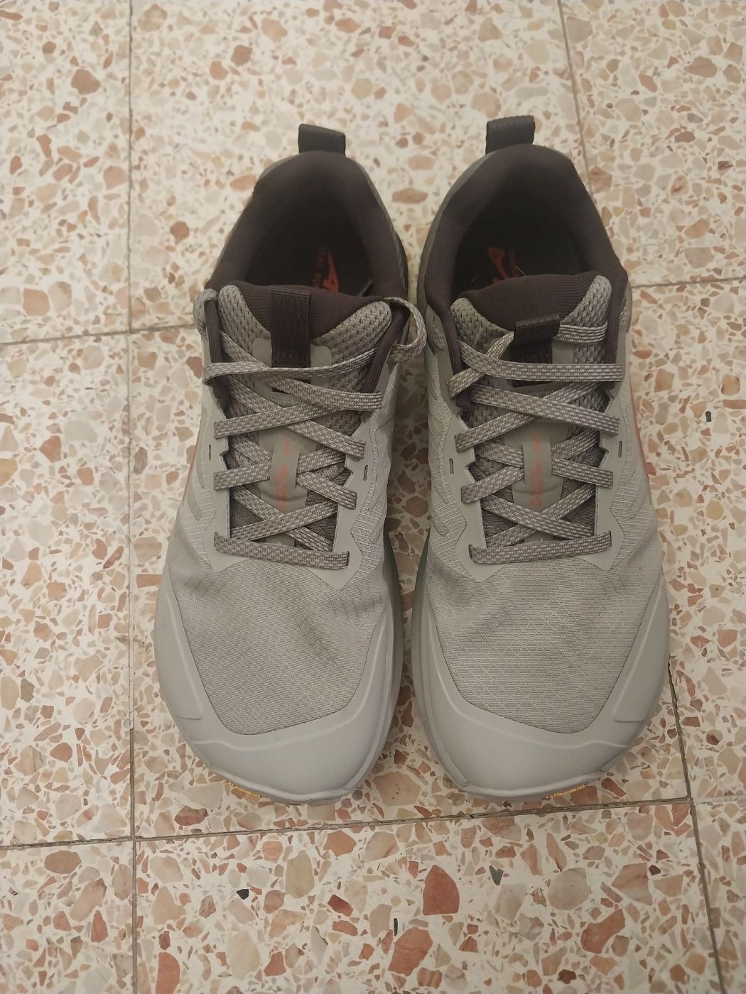 נעלי Altra Lone Peak 9 מידה 41 יד שנייה