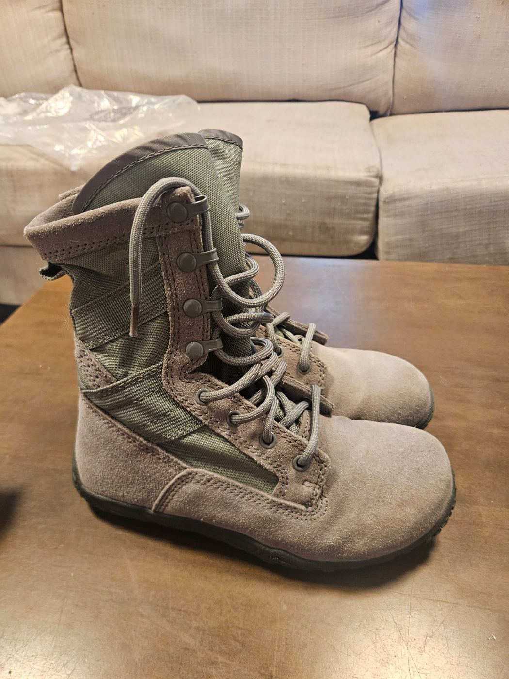 נעלי Belleville Tactical Research Minimalist Beige מידה 37.5 יד שנייה