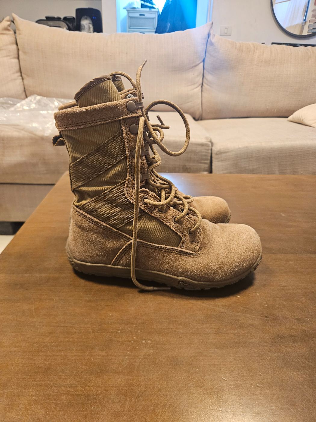 נעלי Belleville Tactical Research Minimalist Coyote Desert מידה 37.5 יד שנייה