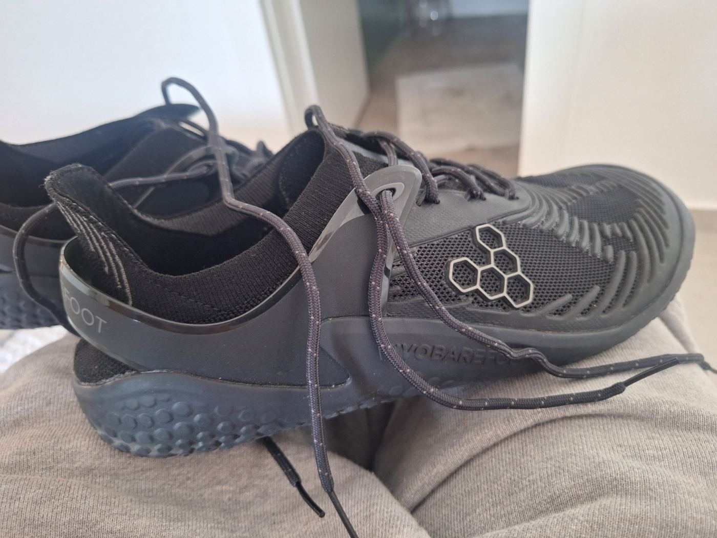 נעלי Vivobarefoot motus 2 מידה 45 יד שנייה