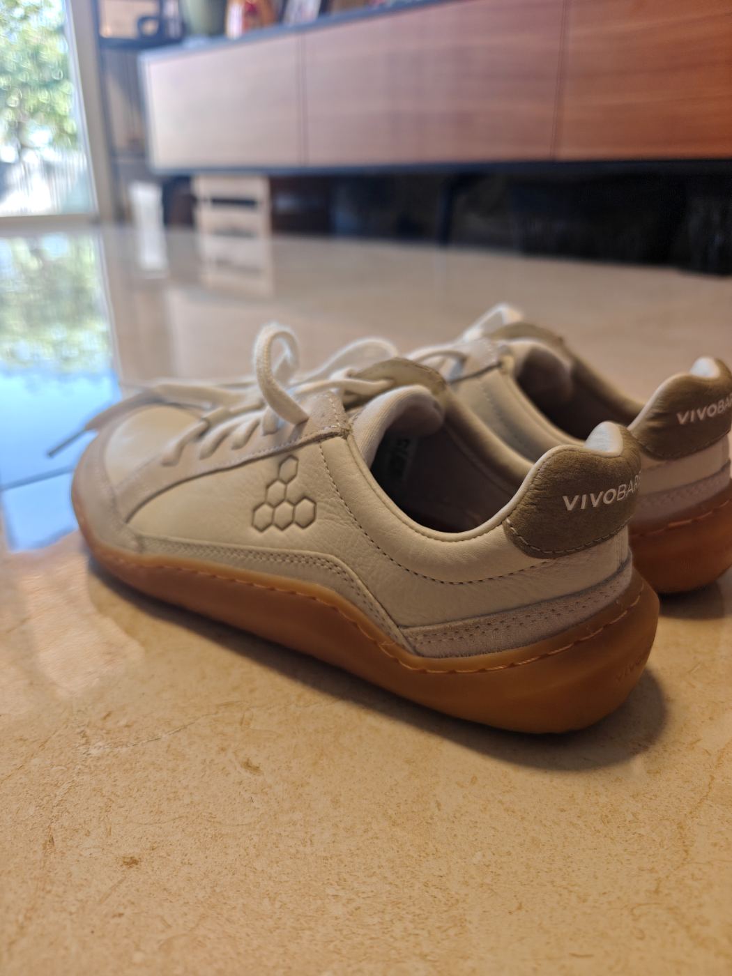 נעלי Vivobarefoot Gobi II Sneaker Leather Womens מידה 37 יד שנייה