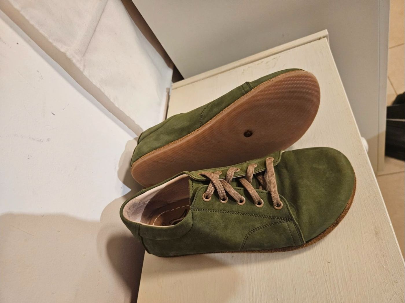 נעלי Aintap Aintap sneaker nutback green leather hand made מידה 41 יד שנייה
